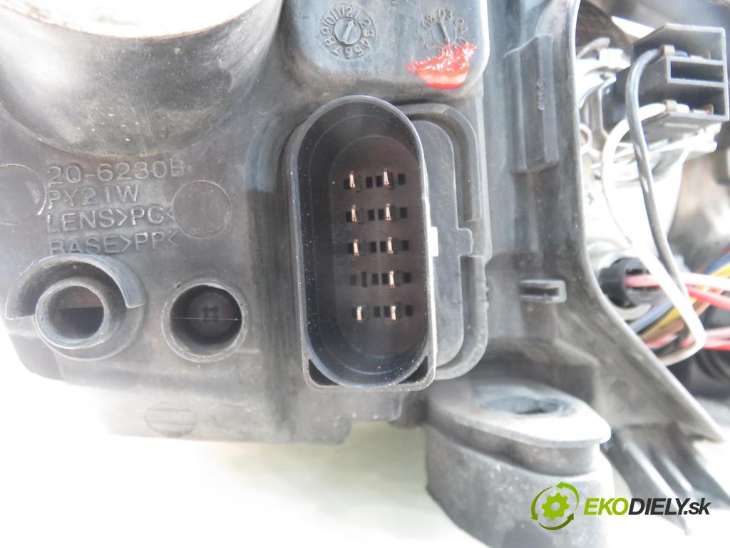 SKODA FABIA I Combi (6Y5) KOMBI 2006 74,00 1.9 TDI - ATD 1896,00 Svetlo LP