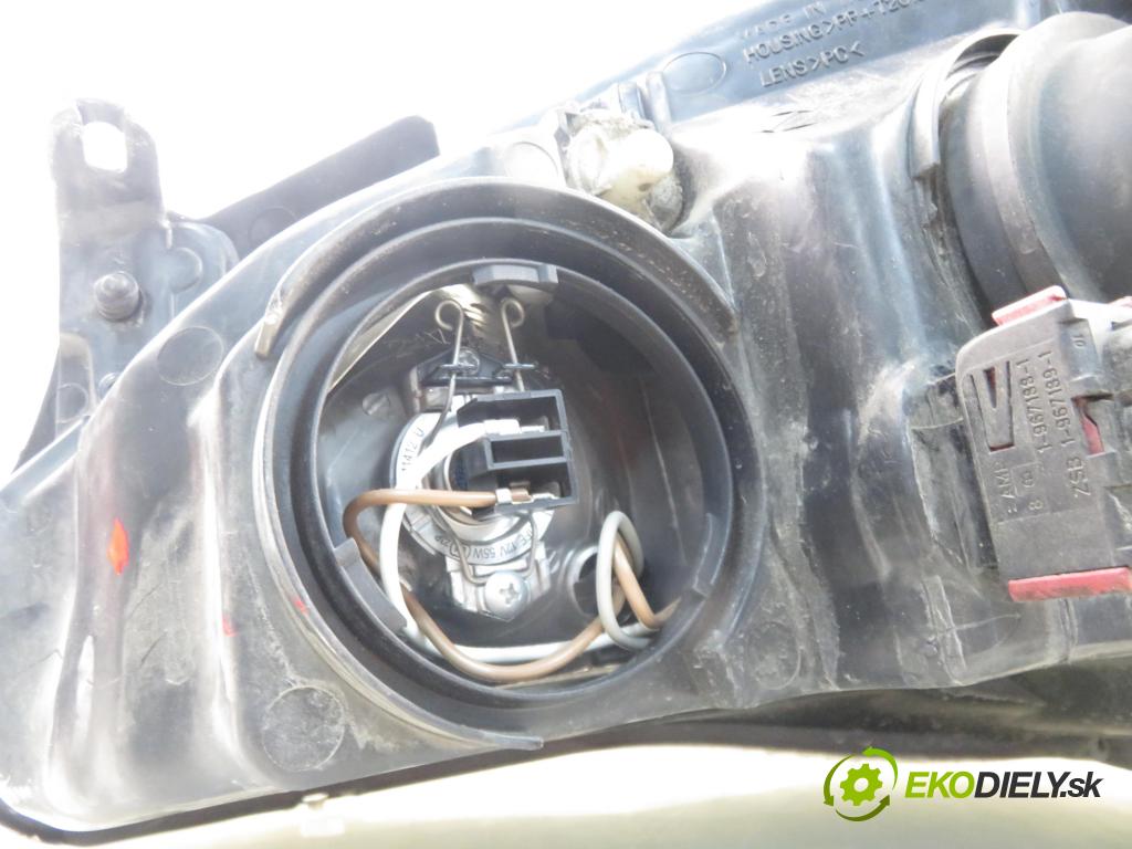 OPEL CORSA C (X01) HB 2001 43,00 1.0 12V 58 - Z 10 XE 973,00 Svetlo PP