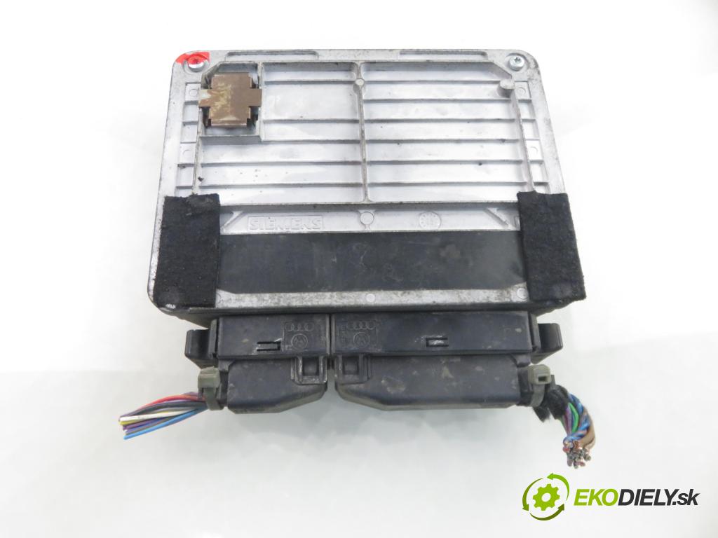VW GOLF IV (1J1) HB 1998 74,00 1.6 - AKL 1595,00 Riadiaca jednotka Motor 06A906019 ; 5WP419003