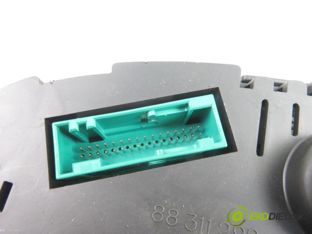 SEAT LEON (1M1) HB 2005 77,00 1.6 16 V - BCB 1598,00 Prístrojovka elektrický 1M0920902A