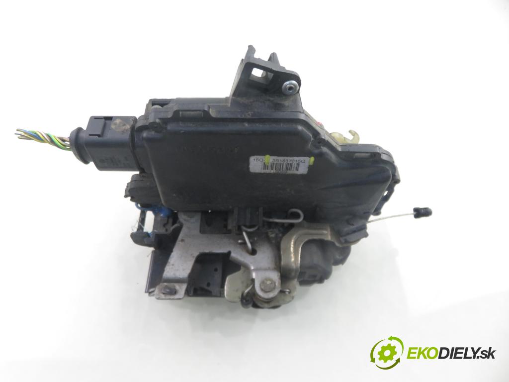 SEAT ALTEA (5P1) HB 2004 75,00 1.6 102 1595,00 motorek stěračů PŘEDNÍ: 5P0955119A ; 0390241758