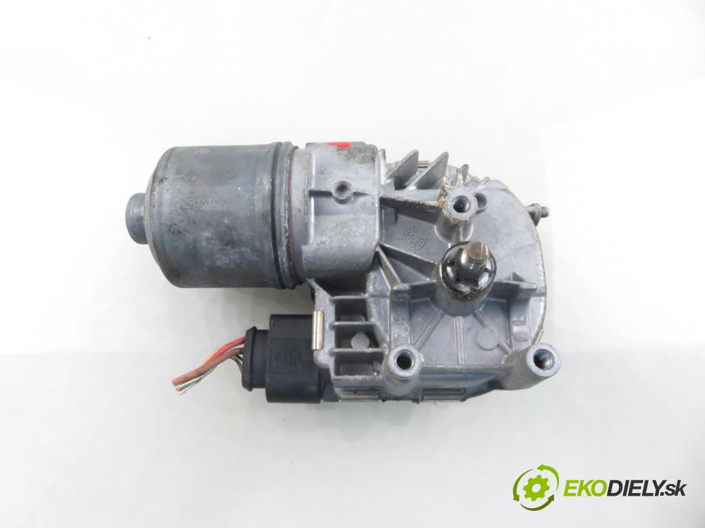 SEAT ALTEA (5P1) HB 2004 75,00 1.6 102 1595,00 motorek stěračů PŘEDNÍ: 5P0955119A ; 0390241758