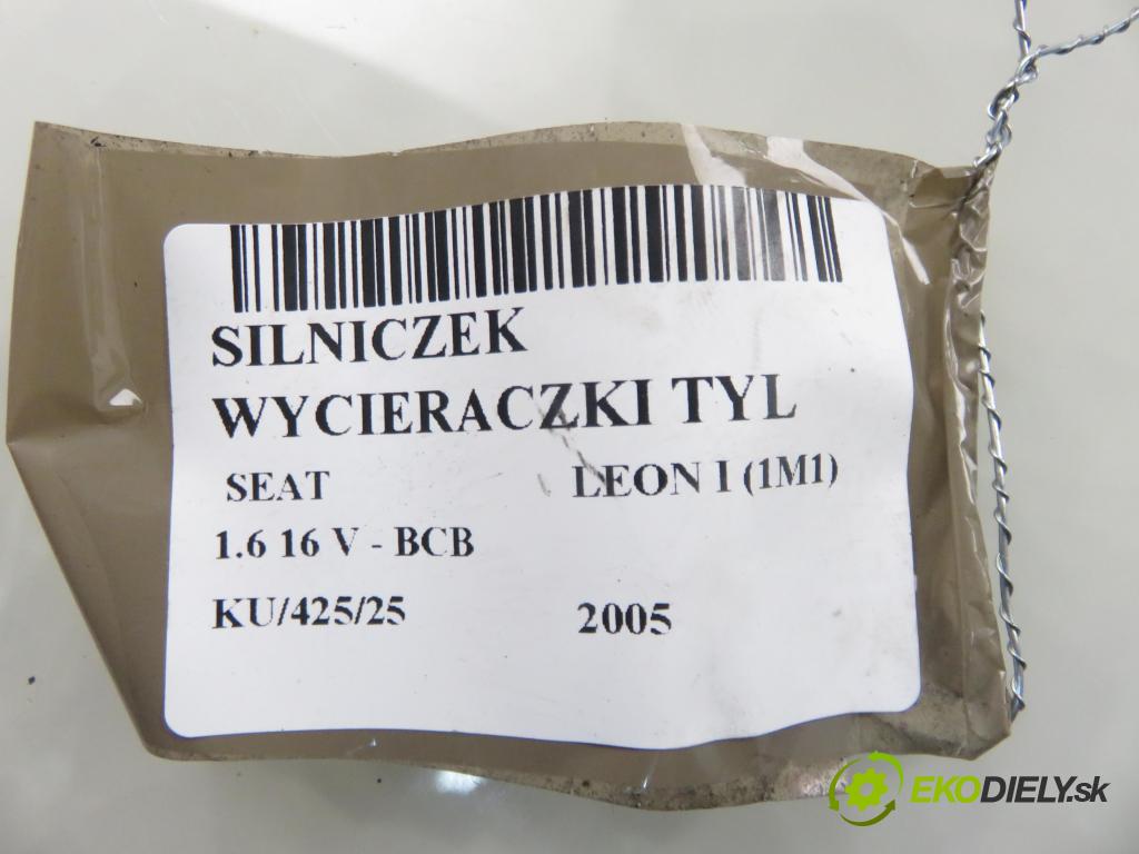 SEAT LEON (1M1) HB 2005 77,00 1.6 16 V - BCB 1598,00 motorek stěrače ZADNÍ: 1J6955711C ; 404425