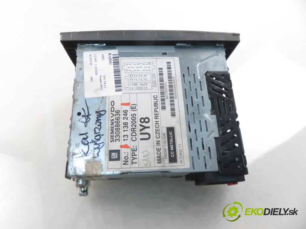 OPEL VECTRA C Kombi (Z02) KOMBI 2002 92,00 2.2 DTI - Y 22 DTR 2172,00 RADIO 13138246