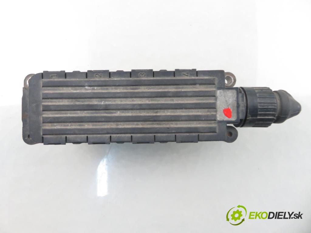 BMW 3 Touring (E36) KOMBI 1998 85,00 318 i 116 - M43 B18 (184E2) 1796,00 cívka zapalovací 1247281 ; 0221503005