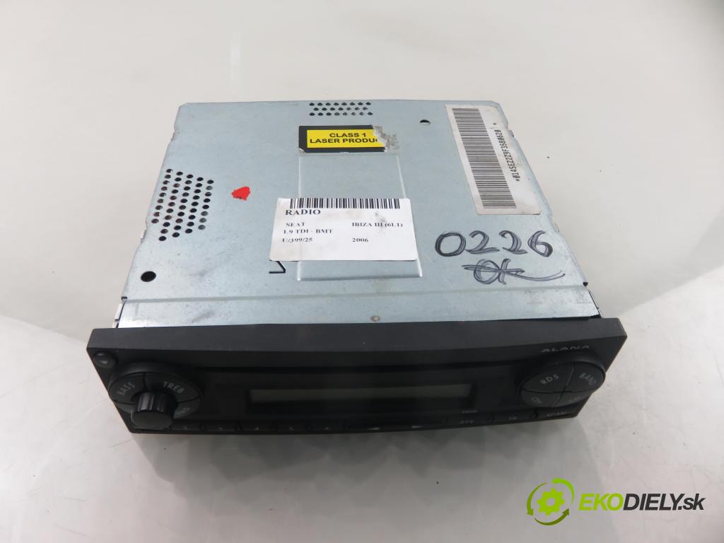 SEAT IBIZA III (6L1) HB 2006 74,00 1.9 TDI - AXR 1896,00 RADIO CD 6L0035156B