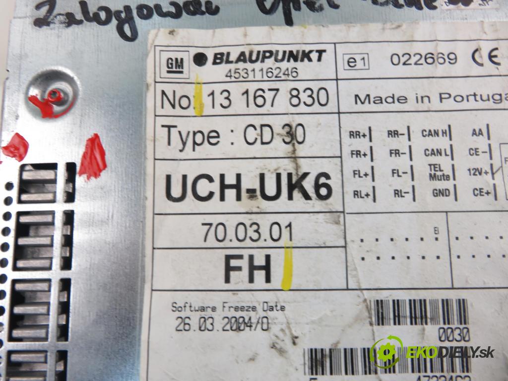 OPEL CORSA C (X01) HB 2006 59,00 1.2 16V Twinport 80 - Z 12 XEP 1229,00 RADIO 13167830FH