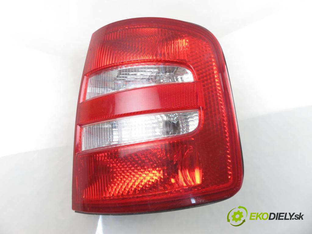 SKODA FABIA I Combi (6Y5) KOMBI 2002 74,00 1.9 TDI - ATD 1896,00 Svetlo pravé zadné