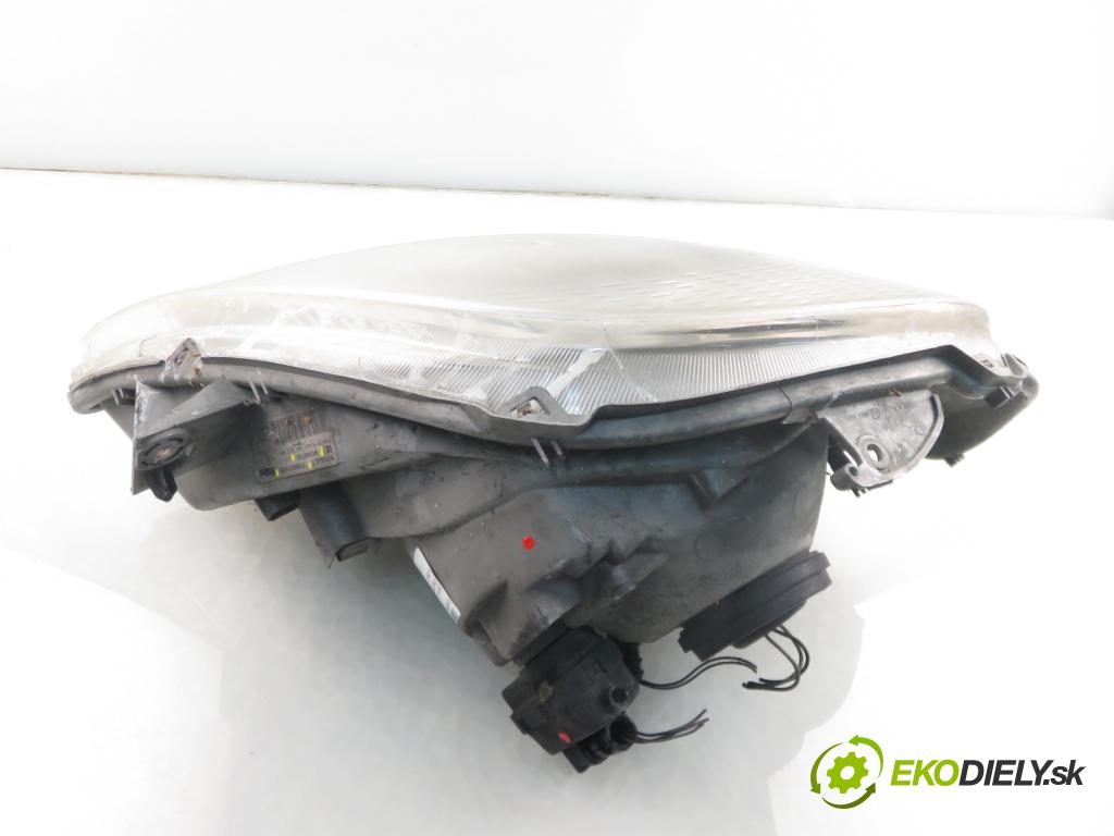 RENAULT TRAFIC II Skrzynia (FL) FURGON 2005 74,00 1.9 dCi - F9Q 760 1870,00 světlo PP 7700311372 ; 91165720