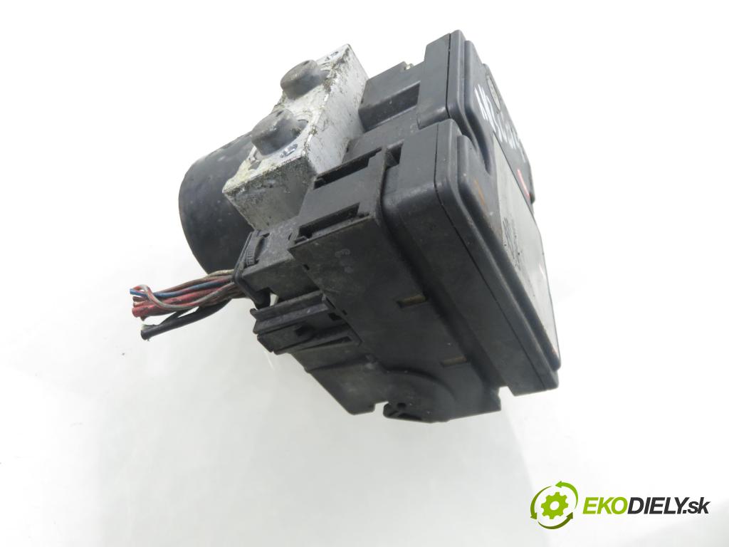 FORD FOCUS II Turnier (DA_, FFS, DS) KOMBI 2006 66,00 1.6 TDCI 90 1560,00 Pumpa ABS 10097001243 ; 3M512M110JA ; 10039927504 (Pumpa ABS)