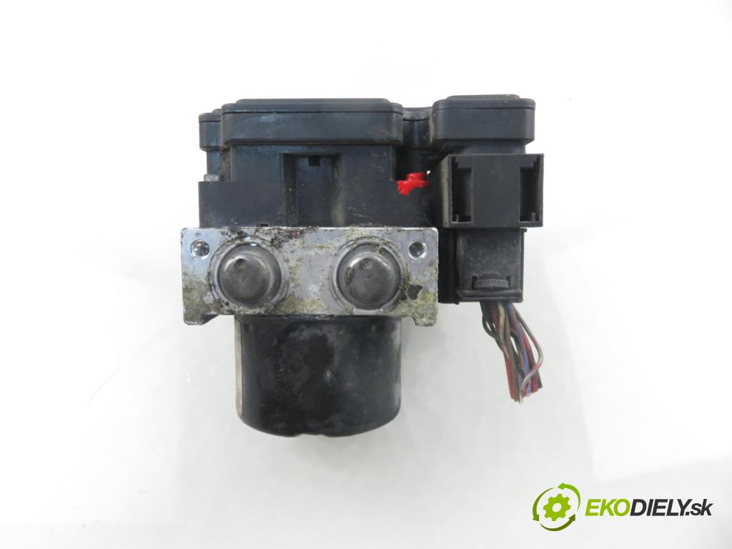 FORD FOCUS II Turnier (DA_, FFS, DS) KOMBI 2006 66,00 1.6 TDCI 90 1560,00 Pumpa ABS 10097001243 ; 3M512M110JA ; 10039927504 (Pumpa ABS)