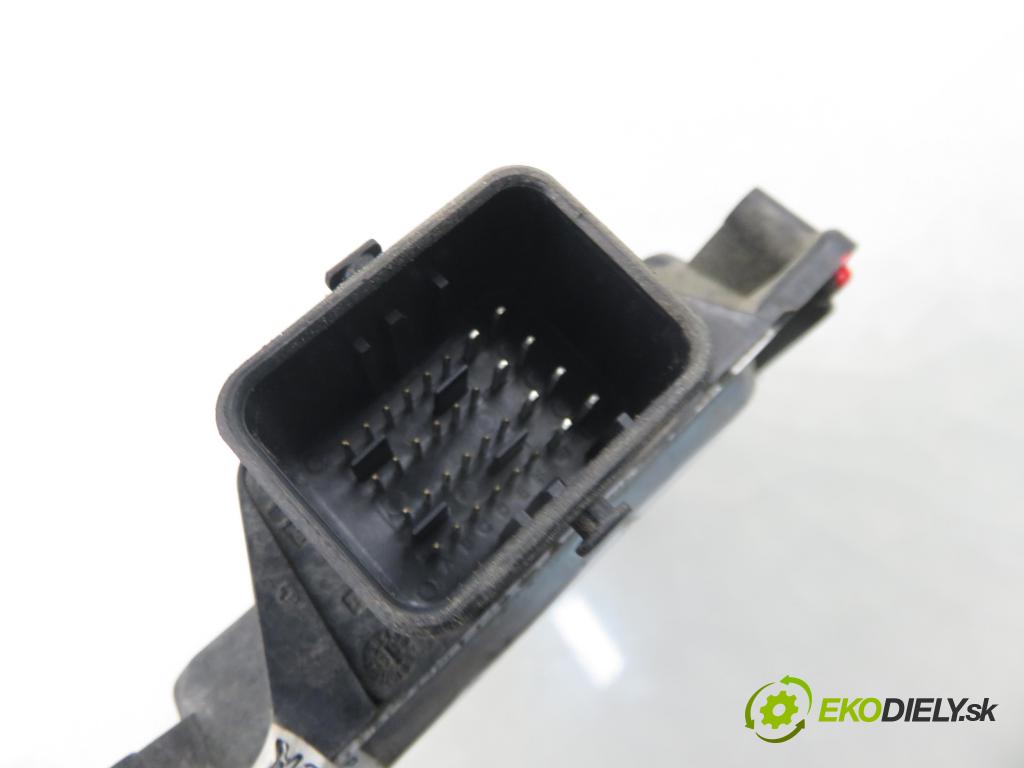 FIAT PANDA (169_) HB 2005 40,00 1.1 54 - 187 A1.000 1108,00 řídící jednotka LPG DE8170302 ; 67R011002