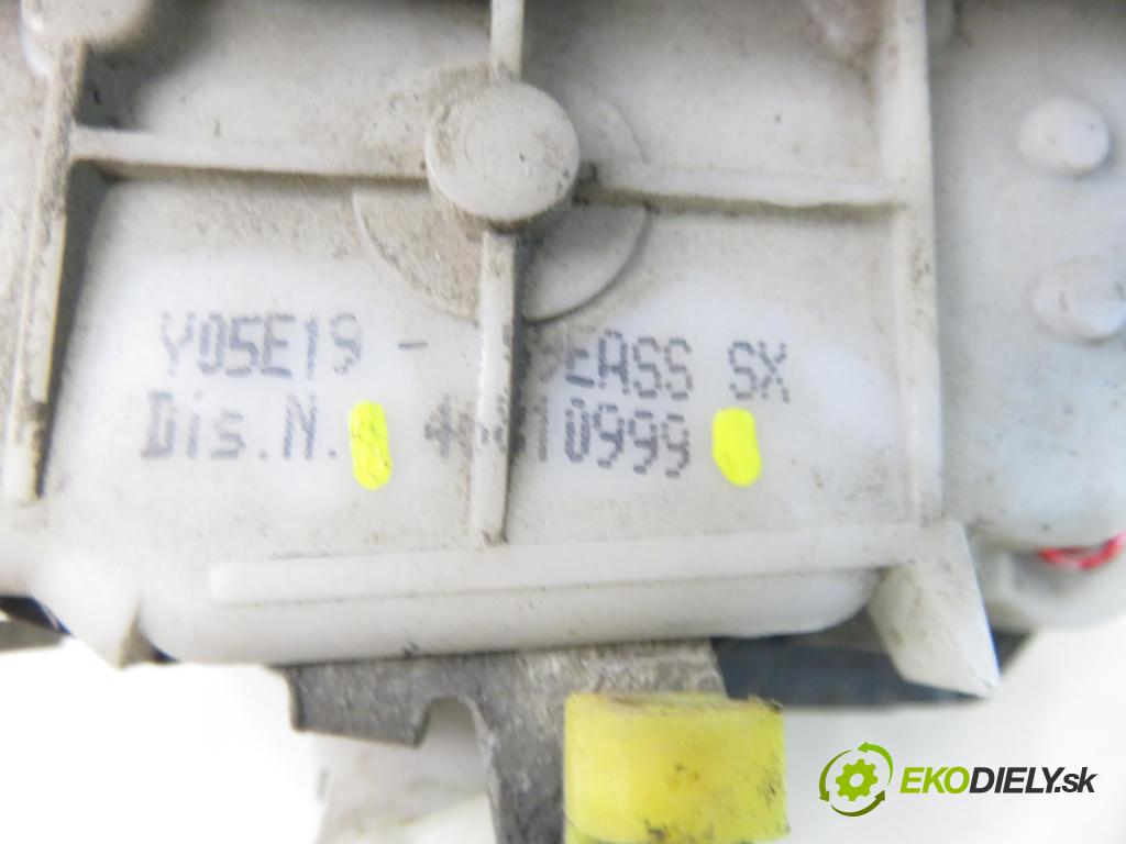 FIAT PANDA (169_) HB 2005 40,00 1.1 54 - 187 A1.000 1108,00 zámok 46810999