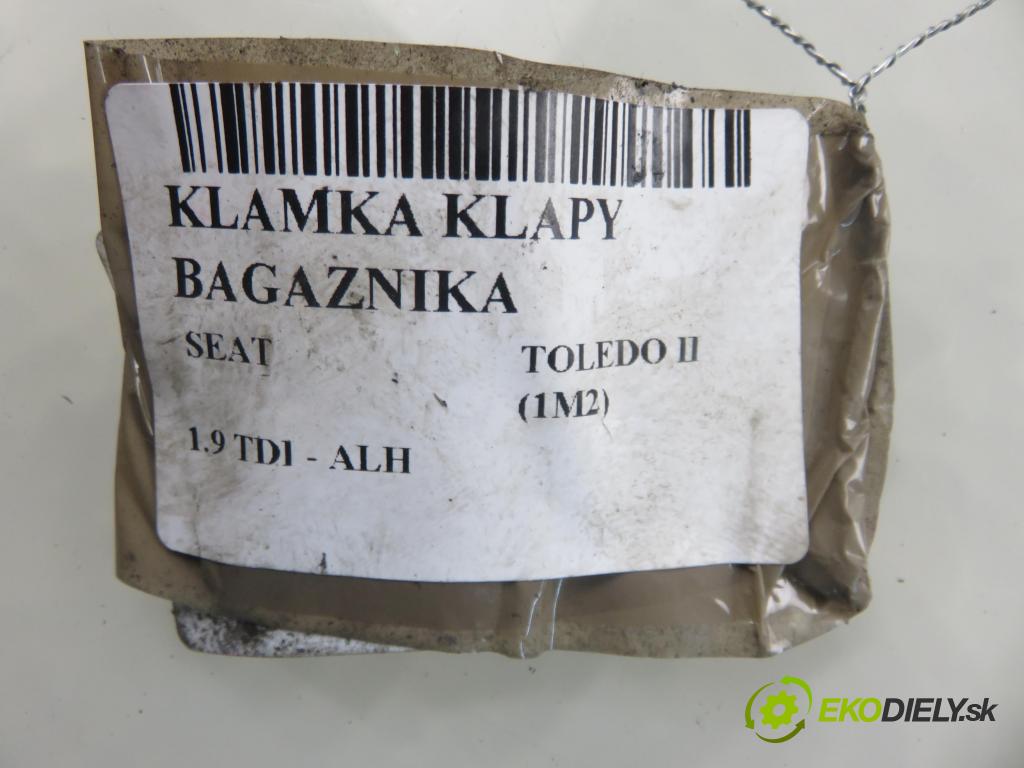 SEAT TOLEDO II (1M2) SEDAN 1999 66,00 1.9 TDI 90 - ALH 1896,00 klika dveří kufr 1M5827561E