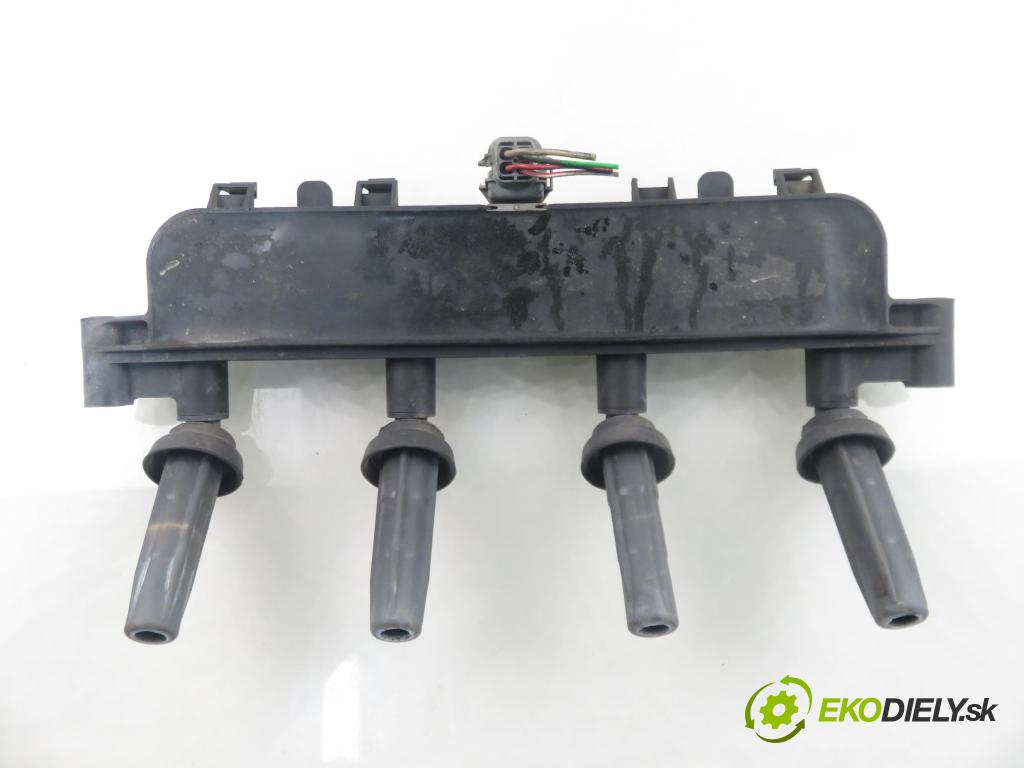 PEUGEOT 206 liftback (2A/C) HB 2003 55,00 1.4 75 - KFW 1360,00 cívka zapalovací 9635864980