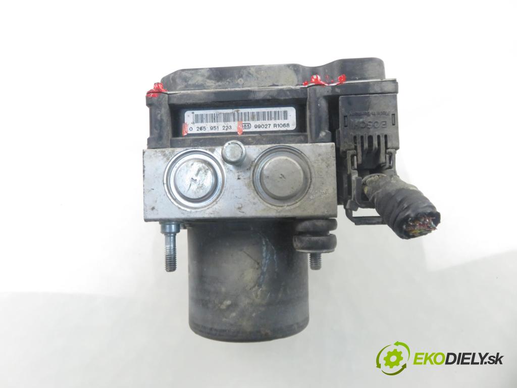 NISSAN QASHQAI / QASHQAI +2 I (J10, JJ10) CROSSOVER 2009 110,00 2.0 dCi Napęd na wszystkie koła - M9R 1995,00 Pumpa ABS 0265951223 ; 0265230686 (Pumpa ABS)