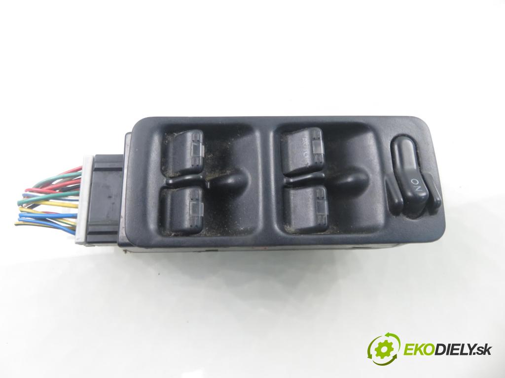 HONDA ACCORD V (CE, CF_) SEDAN 1998 85,00 1.9 i (CE7) - F18A3 1850,00 Panel ovládania okien