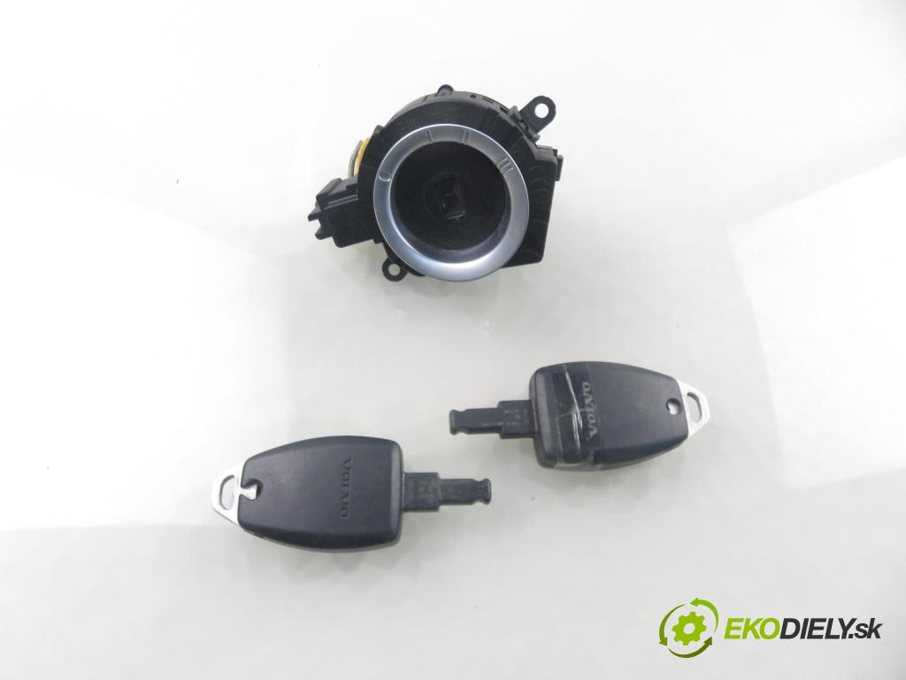 VOLVO S40 II (MS) SEDAN 2006 81,00 1.6 D - D 4164 T 1560,00 spinačka 30768036 (Spínacia skrinka)