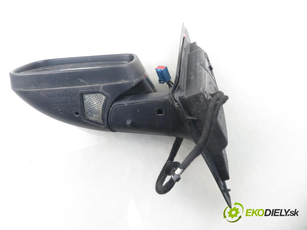 VOLVO S40 II (MS) SEDAN 2006 81,00 1.6 D - D 4164 T 1560,00 zpětné zrcátko LE 
