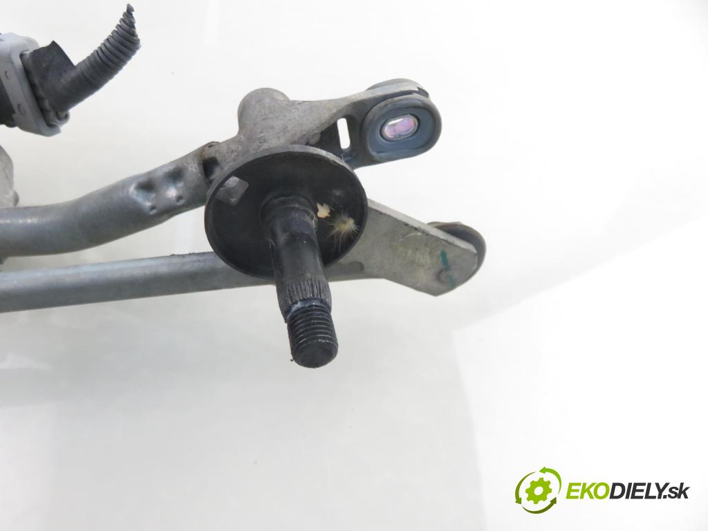 NISSAN QASHQAI / QASHQAI +2 I (J10, JJ10) CROSSOVER 2009 110,00 2.0 dCi Napęd na wszystkie koła - M9R 1995,00 MECHANISMUS/ motorek stěračů 54526611