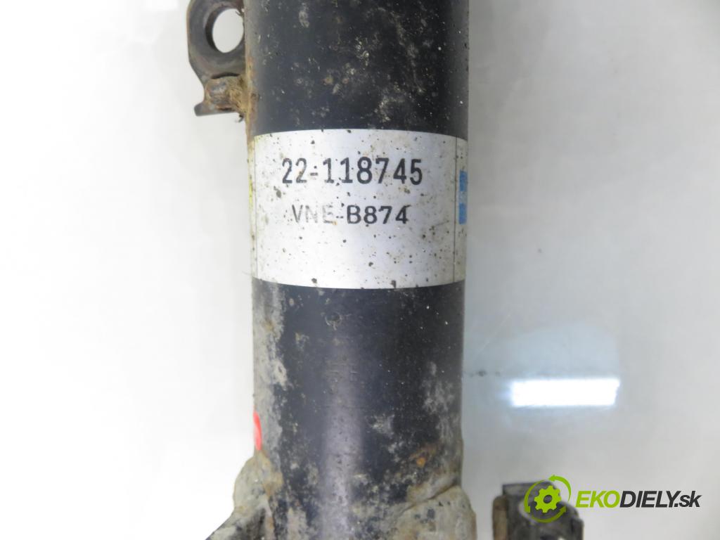VAUXHALL VECTRA Mk II (C) LIFTBACK 2002 74,00 2.0 DTI 16V - Y 20 DTH 1995,00 MCPERSON PP 22118745