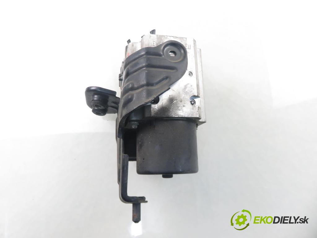 FIAT CROMA (194_) KOMBI 2005 88,00 1.9 D Multijet 120 - 939 A1.000 1910,00 Pumpa ABS 15314103A ; 54084739B (Pumpa ABS)