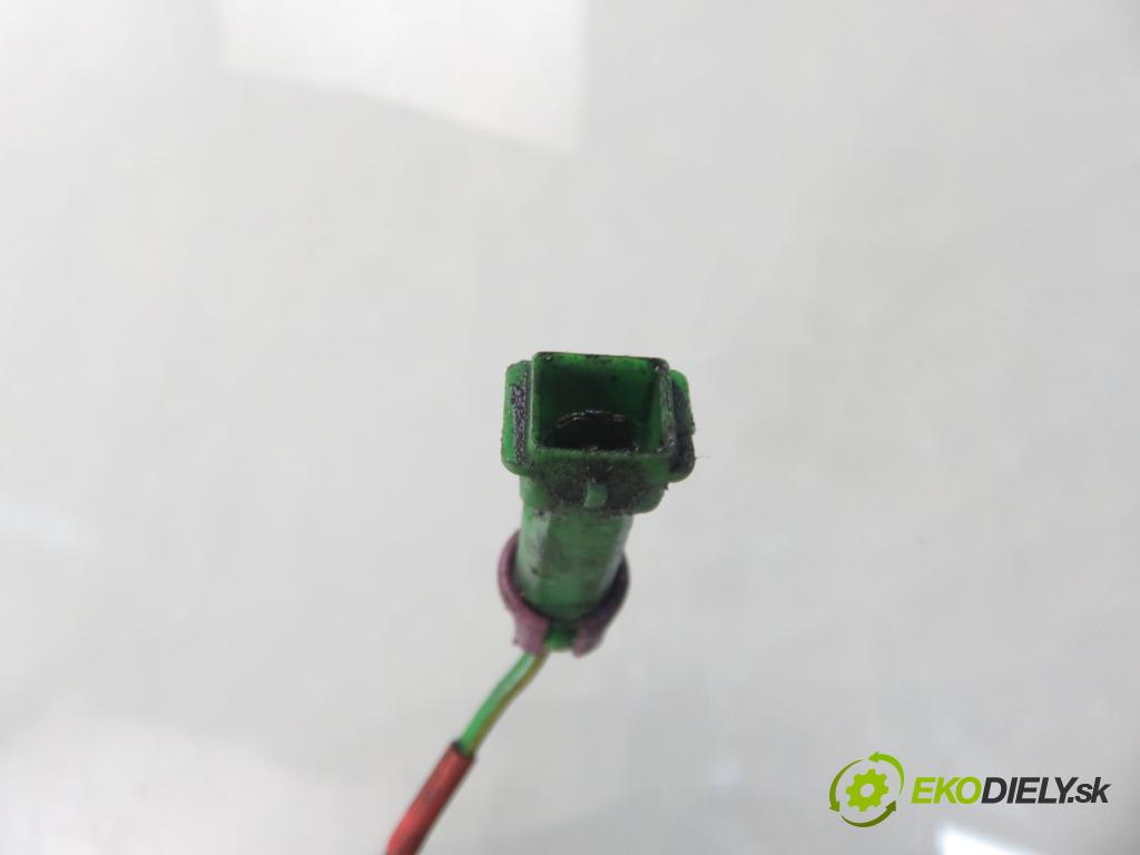 AUDI A4 Avant (8D5, B5) KOMBI 2000 92,00 1.8 - ARG 1781,00 KOMPRESOR: klimatizácie  (Kompresor klimatizácie)