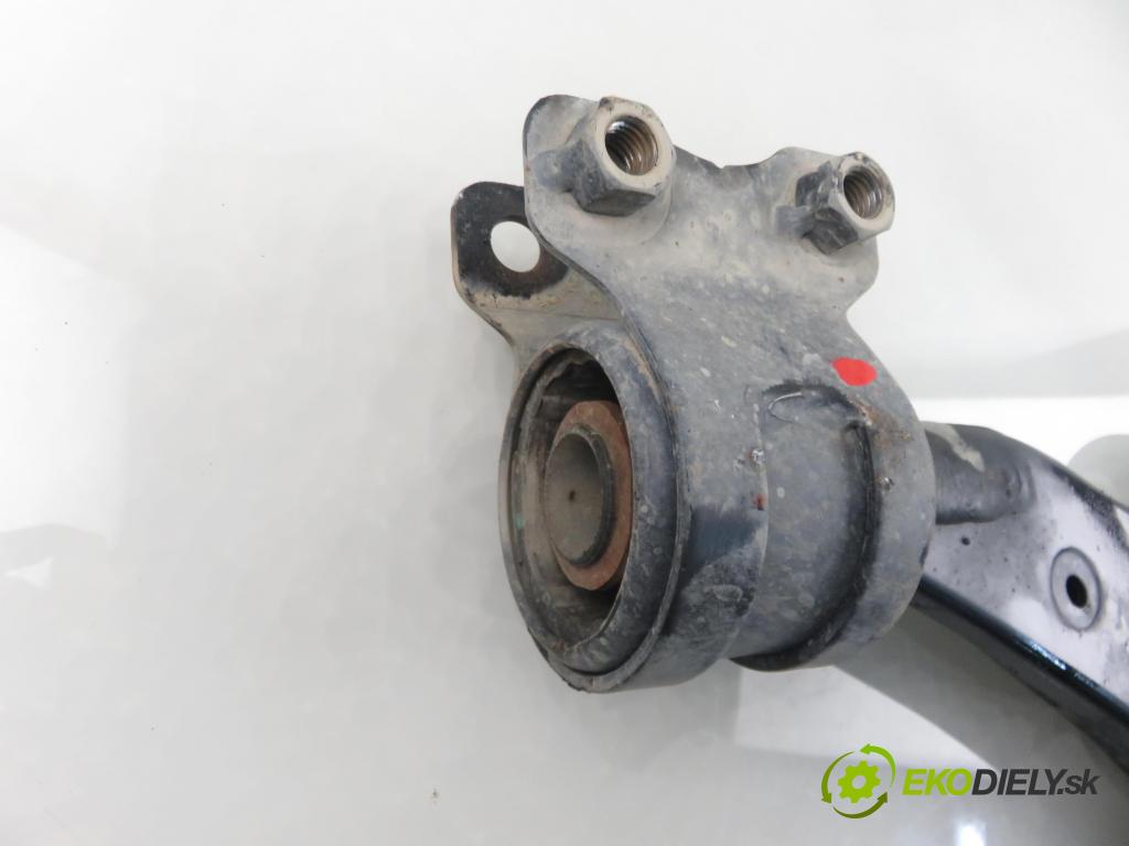 VOLVO S40 II (MS) SEDAN 2006 81,00 1.6 D - D 4164 T 1560,00 rameno PP D120294