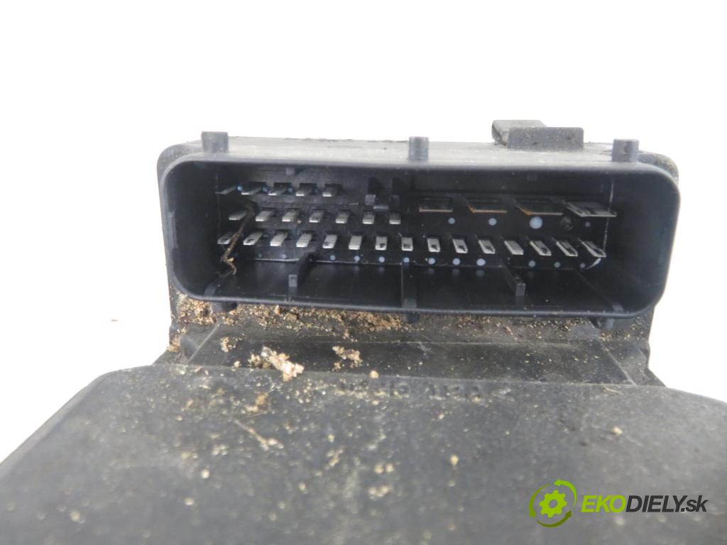 SAAB 9-5 (YS3E) SEDAN 2001 130,00 3.0 TiD - D308L 2958,00 Pumpa ABS 5231204 ; 0273004578 ; 0265220625 (Pumpa ABS)