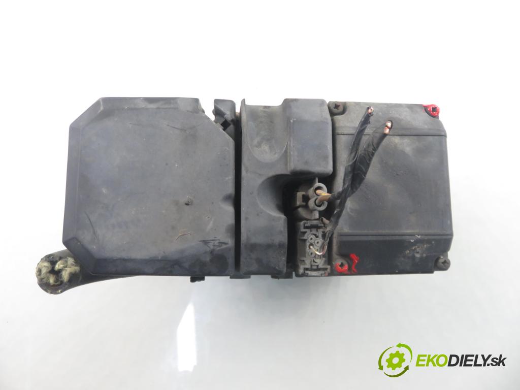 BMW 5 Touring (E39) KOMBI 2001 135,00 530 d - M57 D30 (306D1) 2926,00 Webasto 8387111 ; 64252B ; 64470D (Webasto (nezávislé topení))