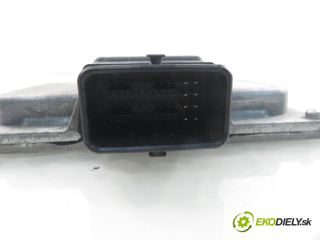 RENAULT KOLEOS I (HY_) SUV 2008 110,00 2.0 dCi 4x4 150 - M9R 832 1995,00 řídící jednotka převodovky 31036JY00B
