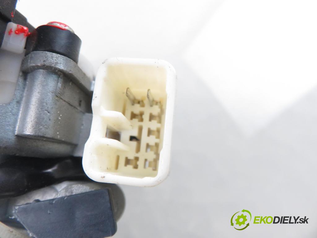 FIAT SEDICI (189_) CROSSOVER 2009 88,00 1.9 D Multijet 120 4x4 - D19AA 1910,00 spinačka SLS18 ; 3397062J10 ; 5WK49183 (Spínacia skrinka)