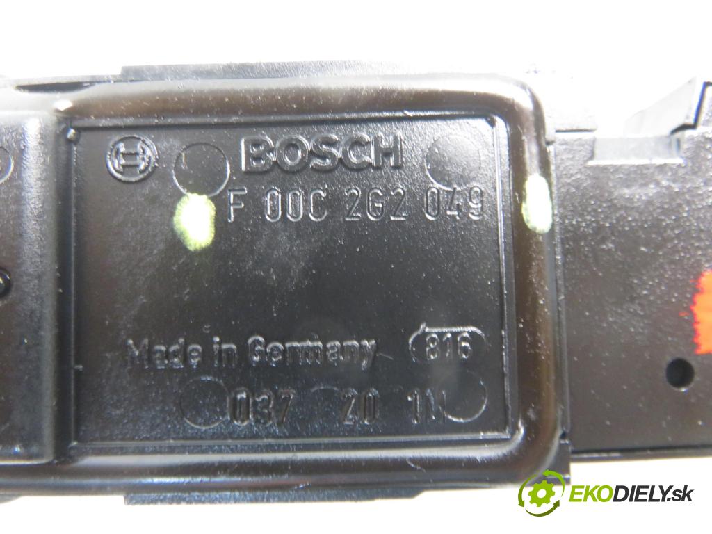 AUDI A3 (8L1) HB 2002 132,00 1.8 T 180 - AUQ 1781,00 váha vzduchu vzduchu F00C2G2049