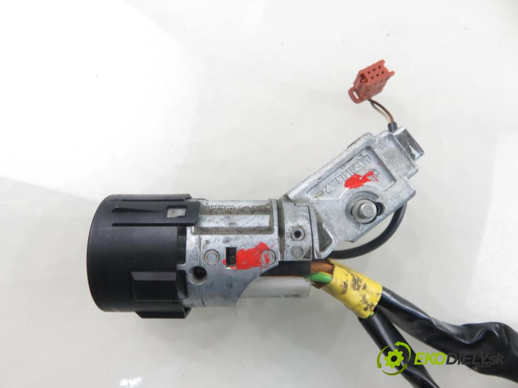 CITROEN C3 I (FC_) HB 2003 50,00 1.4 HDi - 8HZ (DV4TD) 1398,00 spinačka 9632897680 (Spínacia skrinka)