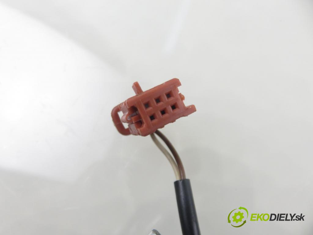 CITROEN C3 I (FC_) HB 2003 50,00 1.4 HDi - 8HZ (DV4TD) 1398,00 spinačka 9632897680 (Spínacia skrinka)