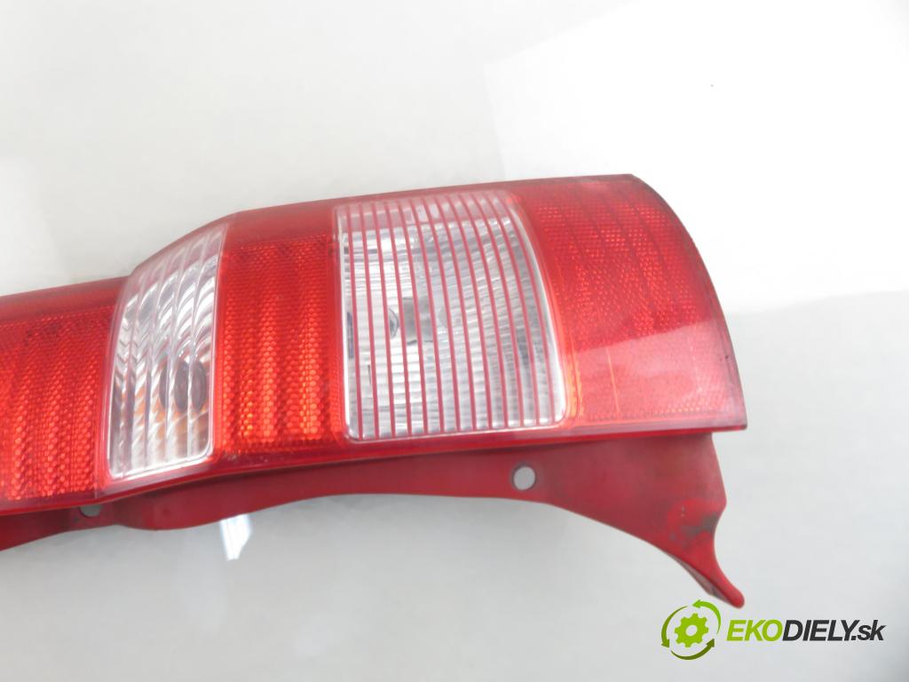 FIAT PANDA (169_) HB 2004 40,00 1.1 54 - 187 A1.000 1108,00 světlo pravé zadní 280202