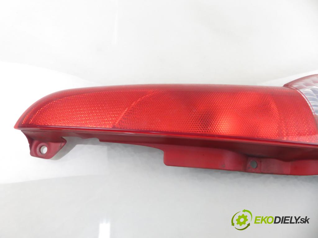 FIAT PANDA (169_) HB 2004 40,00 1.1 54 - 187 A1.000 1108,00 světlo pravé zadní 280202