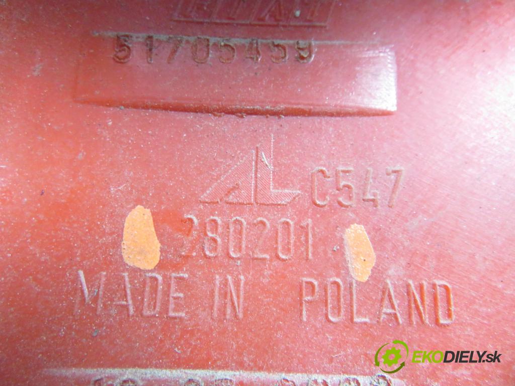 FIAT PANDA (169_) HB 2004 40,00 1.1 54 - 187 A1.000 1108,00 světlo levé zadní 280201