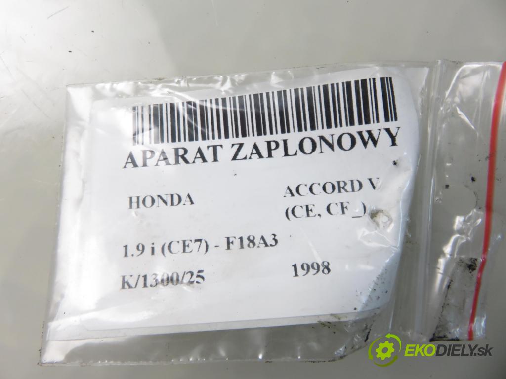 HONDA ACCORD V (CE, CF_) SEDAN 1998 85,00 1.9 i (CE7) - F18A3 1850,00 rozdělovač ZAPALOVÁNÍ 30100P45G01 ; 42723A