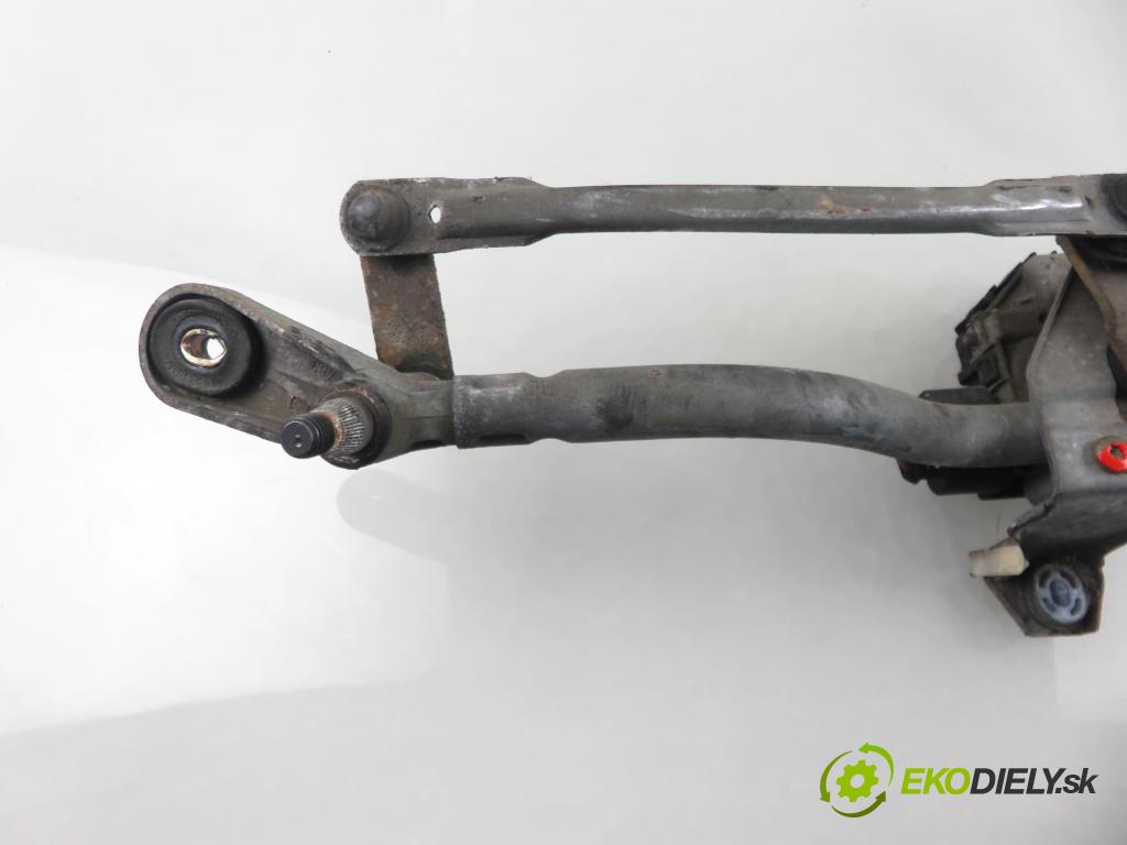 AUDI A4 Avant (8E5, B6) KOMBI 2001 96,00 1.9 TDI - AWX 1896,00 MECHANISMUS/ motorek stěračů 8E1955023B ; 3397020516 ; 8E1955119