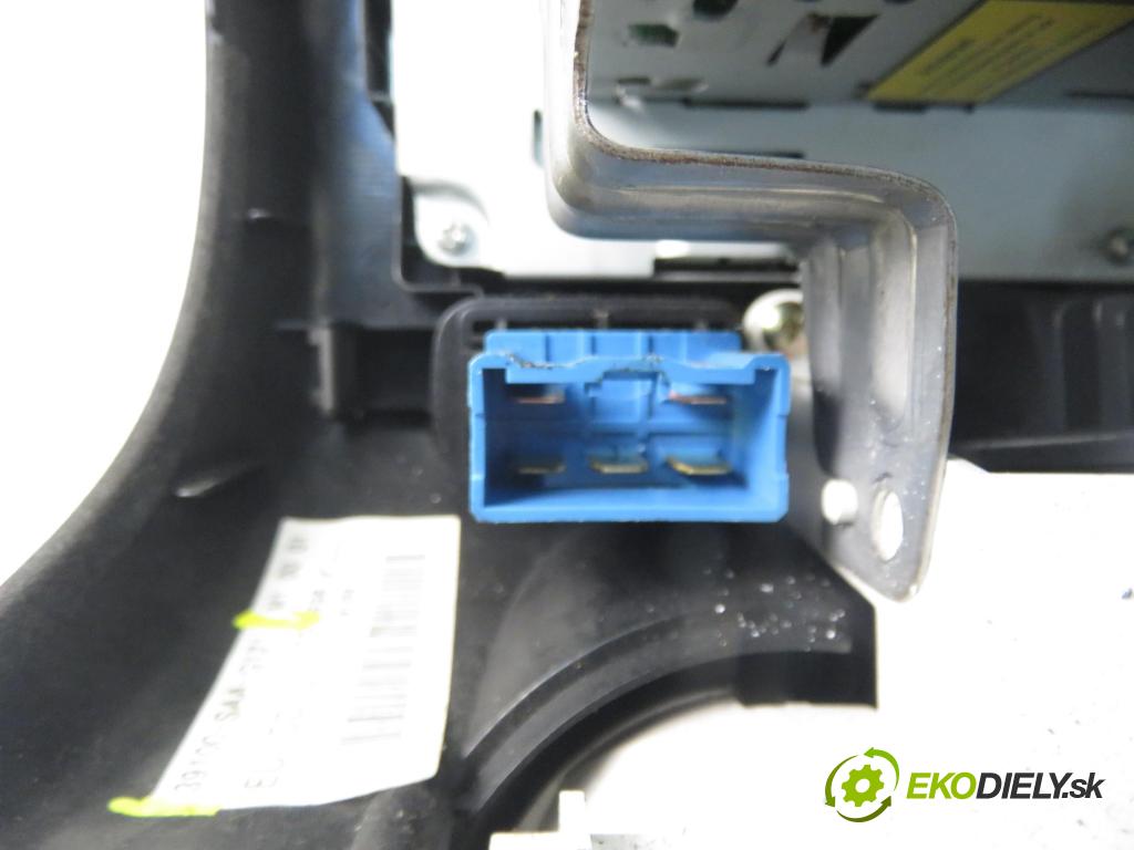 HONDA JAZZ II (GD_, GE3, GE2) HB 2004 61,00 1.3 (GD1) - L13A1 1339,00 RADIO CD 39175SAAG110M1 ; 39100SAAG121