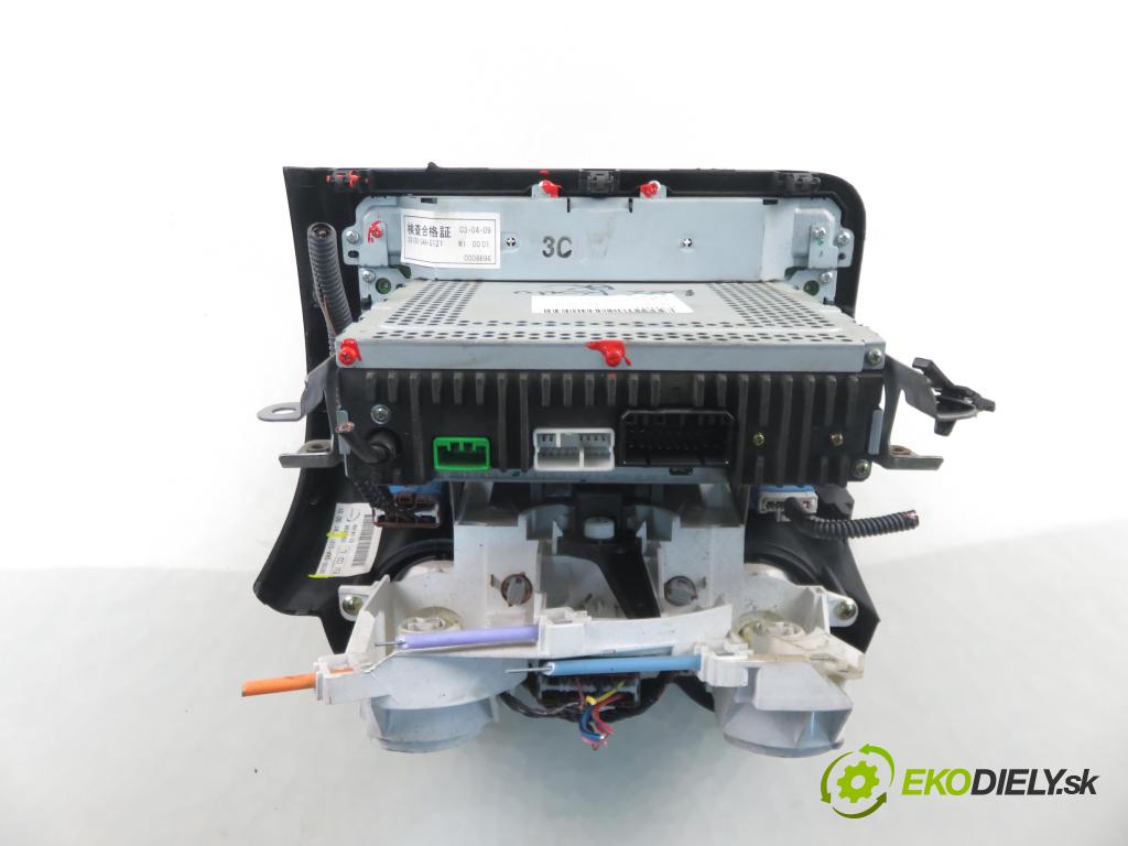 HONDA JAZZ II (GD_, GE3, GE2) HB 2004 61,00 1.3 (GD1) - L13A1 1339,00 RADIO CD 39175SAAG110M1 ; 39100SAAG121