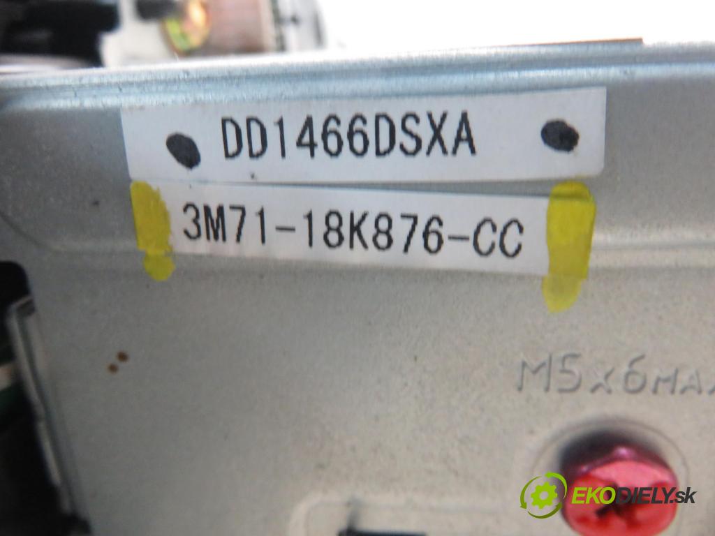 MAZDA 2 (DY) HB 2004 50,00 1.4 CD - F6JA 1399,00 RADIO CD 3M7118K876CC