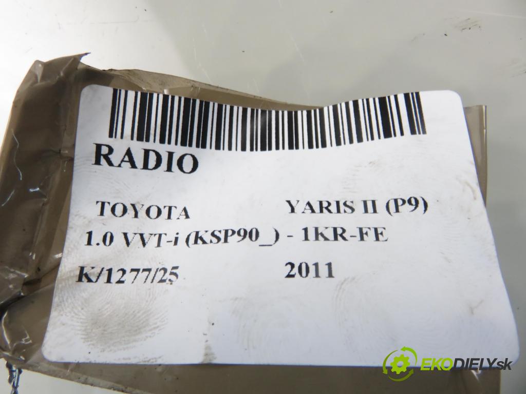 TOYOTA YARIS (_P9_) HB 2011 51,00 1.0 VVT-i (KSP90_) - 1KR-FE 998,00 RADIO 861200D490