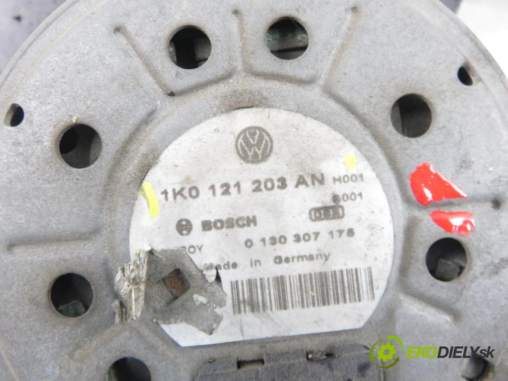 VW GOLF VI Variant (AJ5) KOMBI 2010 77,00 1.6 TDI - CAYC 1598,00 ventilátor chladič PODNEBÍ / VODA 1137328616 ; 1K0121203AN