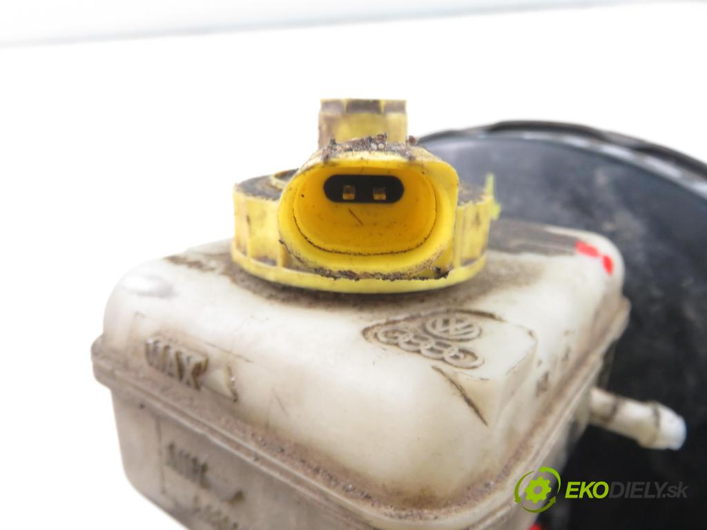 SEAT LEON (1M1) HB 2005 77,00 1.6 16 V - BCB 1598,00 posilovač 1J1514105H (Servočerpadlo)