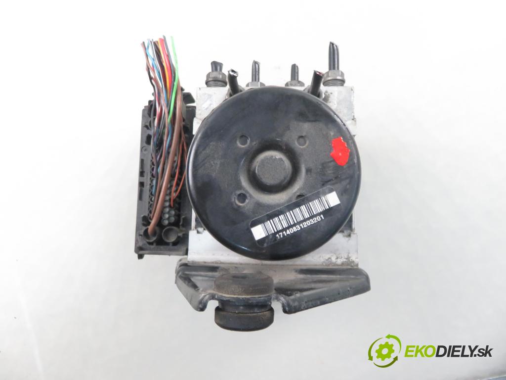 VW GOLF VI Variant (AJ5) KOMBI 2010 77,00 1.6 TDI - CAYC 1598,00 Pumpa ABS 1K0907379AH ; 10096103333 ; 1K0614517BG (Pumpa ABS)