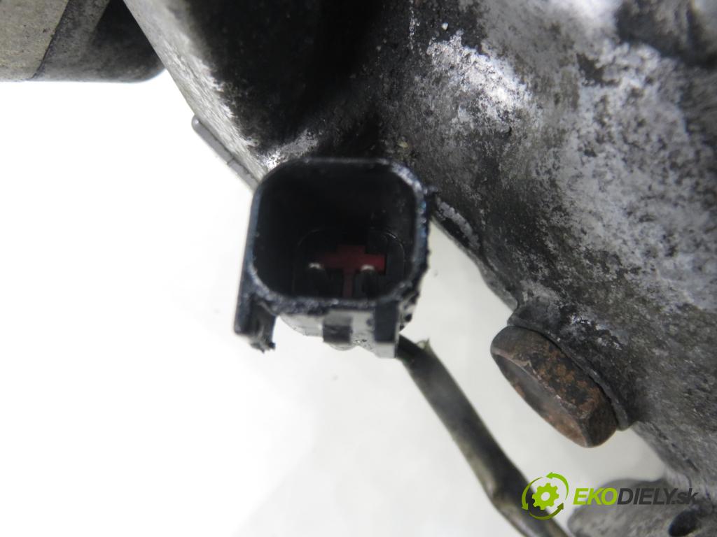 FORD FOCUS C-MAX (DM2) MINIVAN 2003 80,00 1.6 TDCi 109 - G8DA 1560,00 KOMPRESOR: klimatizácie 3M5H19D629GC (Kompresor klimatizácie)