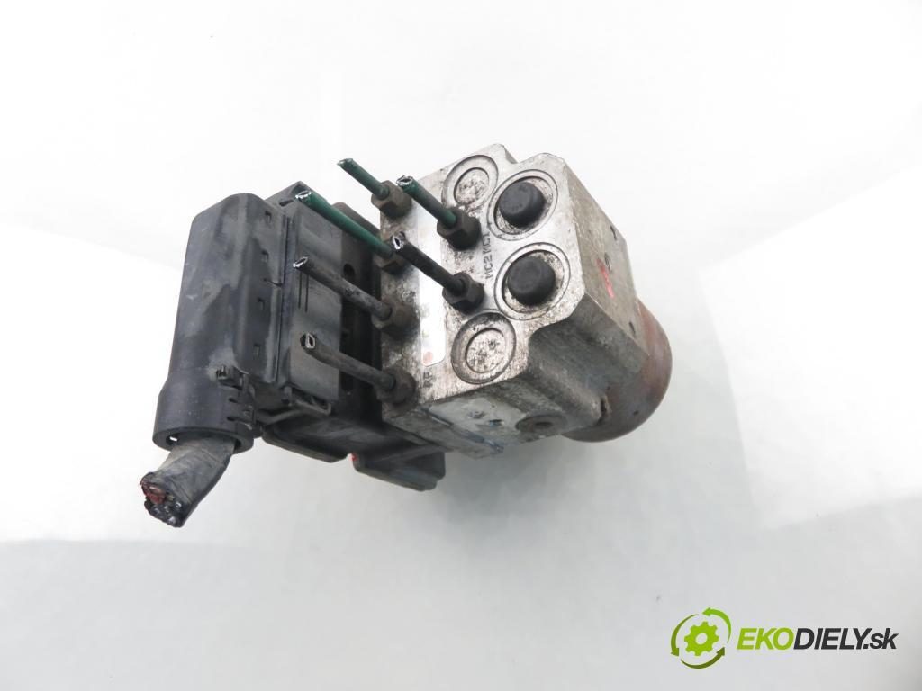 RENAULT TRAFIC II Skrzynia (FL) FURGON 2005 74,00 1.9 dCi - F9Q 760 1870,00 Pumpa ABS 13509005K ; 13664105 ; 54084684A (Pumpa ABS)