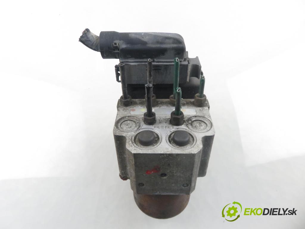RENAULT TRAFIC II Skrzynia (FL) FURGON 2005 74,00 1.9 dCi - F9Q 760 1870,00 Pumpa ABS 13509005K ; 13664105 ; 54084684A (Pumpa ABS)